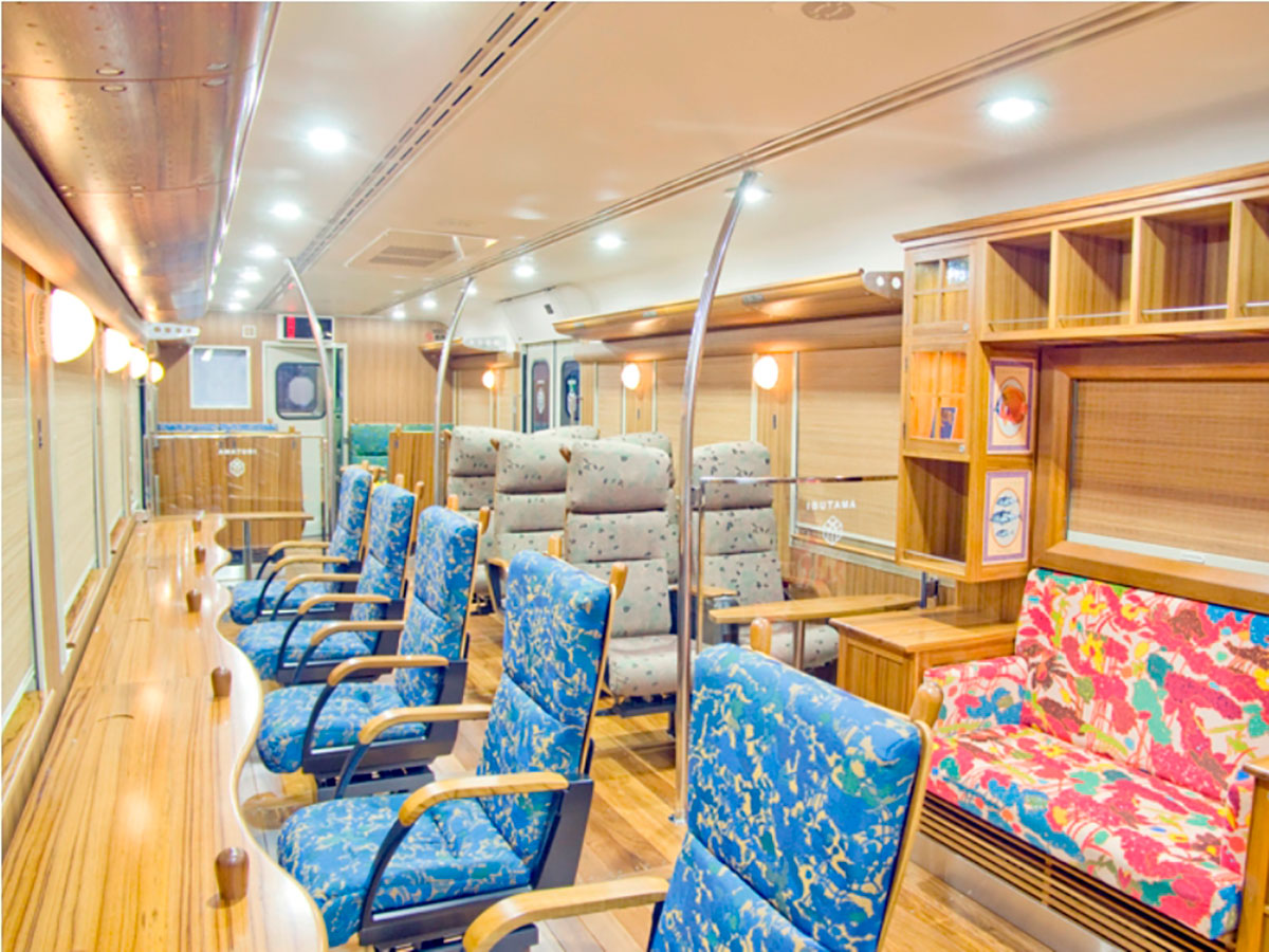 Ibusuki no Tamatebako JR Kyushu limited express Kagoshima-chuo Station – Ibusuki Station_4