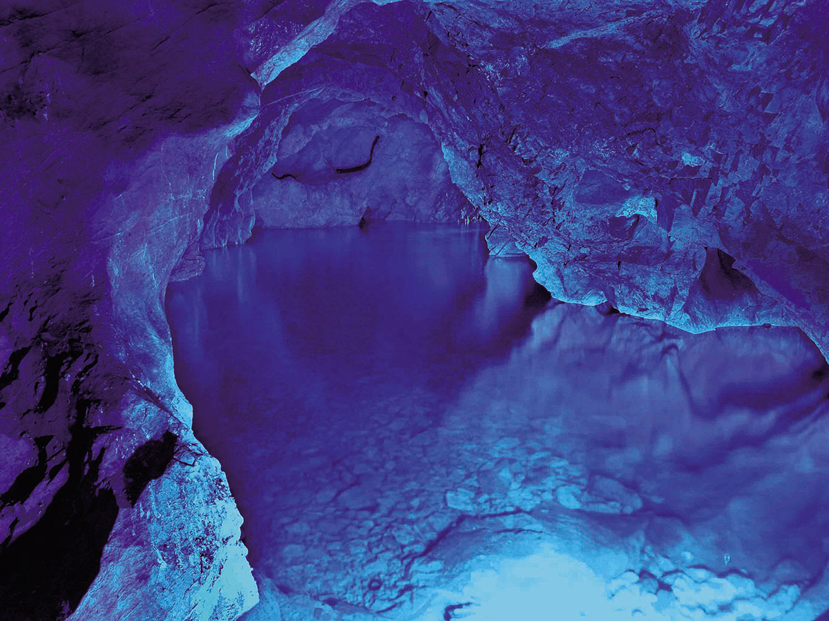 Inazumi Underwater Cave_1